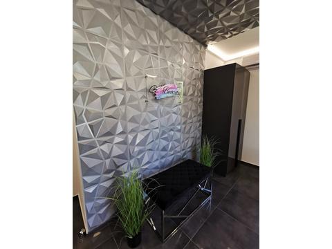 ABS polimer falpanelek a G2 Beauty szalonban