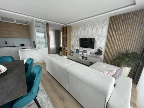 Lamella falpanelek egy debreceni lakásban