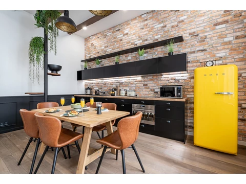 Stikwall téglamintás falpanelek a Syrendi Home tervezésében