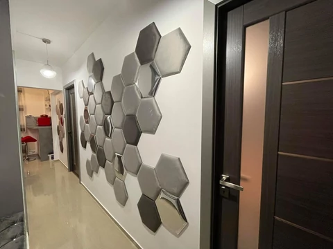 Hexagon falpanelek – Ahol a design találkozik a funkcionalitással!