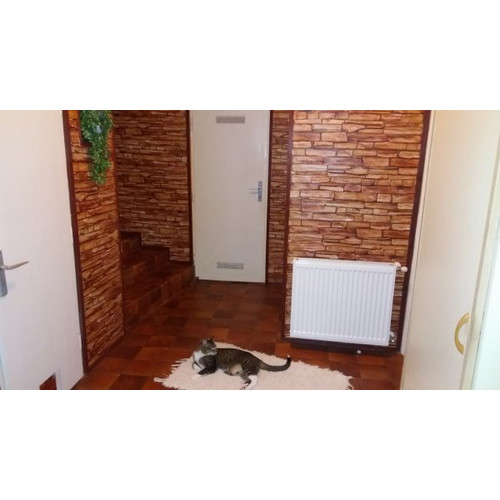 FLEXWALL PVC falpanel Karelian kőmintás barna 98×49,5 cm, beltéri falburkolat