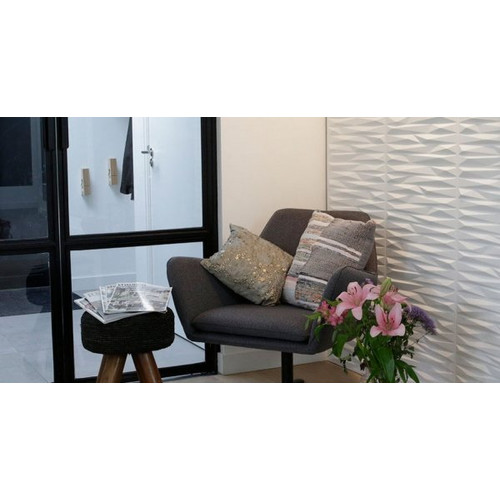 Wallart Valeria - keskeny sávok 3D környezetbarát falpanel, festhető 50x50 cm Wallart Valeria - keskeny sávok 3D környezetbarát falpanel, festhető 50x50 cm