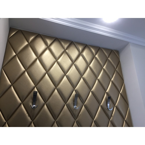 Előszobafal-48 modern műbőr falpanelekből