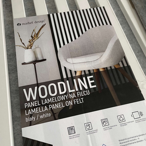 Marbet fehér lamella falburkolat szürke filc alappal 30x270 cm Woodline