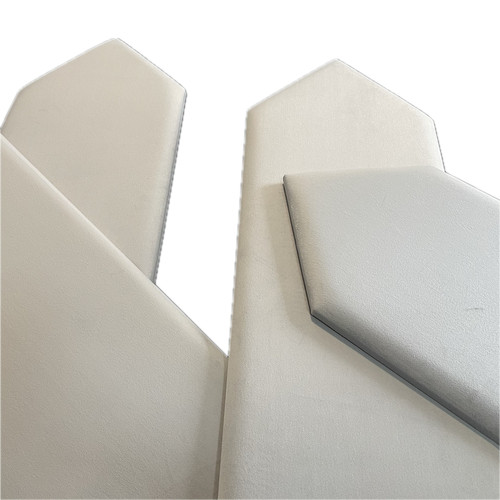 Kárpitozott KERMA falpanel kerítés forma, 25×75 cm textil falburkolat Piano 01