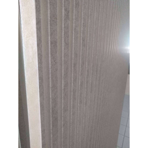 LEER-003 bordázott festhető lamellás falpanel, MDF panel skandináv stílus (68x200cm)