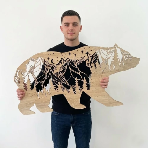 Modern medve formájú lézervágott HDF faldekoráció hegyvidéki mintával sonoma tölgy színben