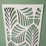 Kép 16/16 - Fali dekorpanel, trópusi levél minta, 50x150 cm, 3 mm HDF - Fehér falburkolat