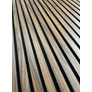 Kép 7/14 - Lamella falpanel, antikolt dió, fekete filc alappal, Budapest, 100x280cm